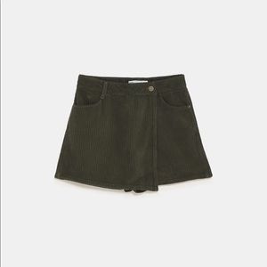Zara Olive Corduroy Skort Sz M
